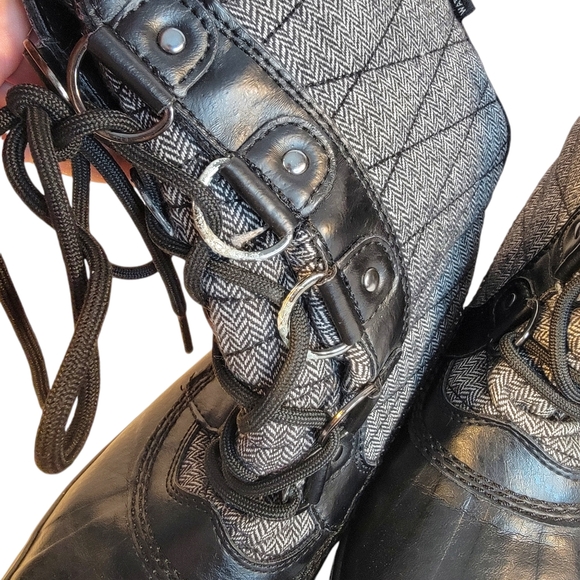 JBU by Jambu Black Herringbone Lorna Encore Faux Fur Tall Lace Up Snow Boot 6.5 - Picture 9 of 10